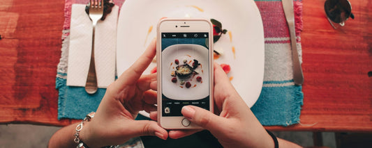 Never Miss the Perfect Shot: The Best iPhone 17 Fast Charger Power Banks for Food Photography