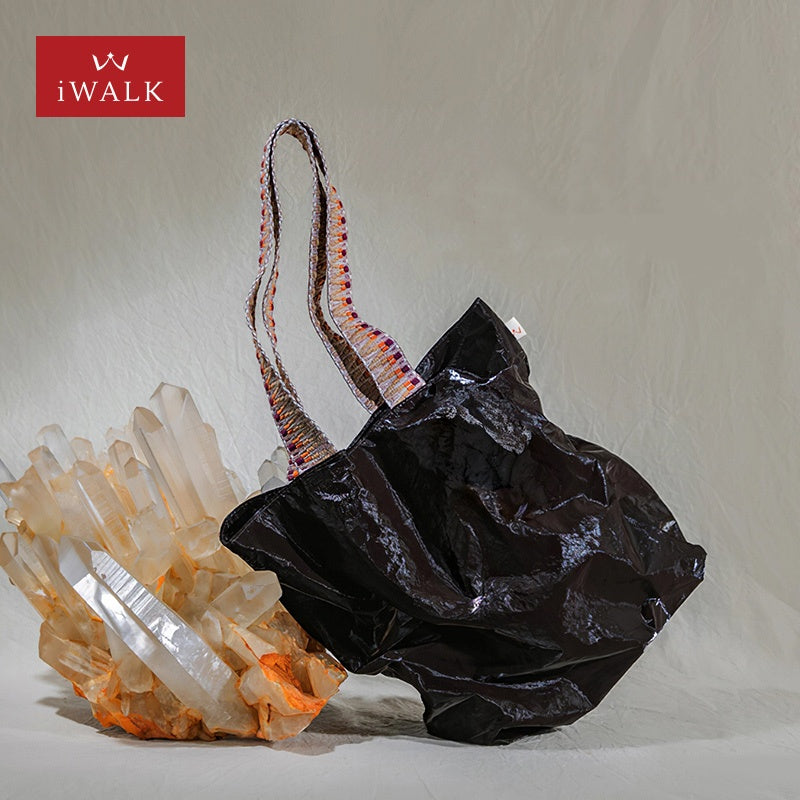iWALK x Tyvek Eco Bag