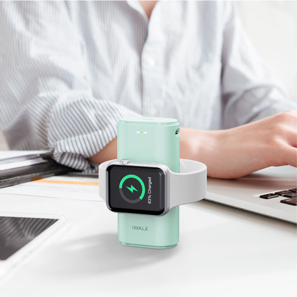 portable apple watch and phone charger work