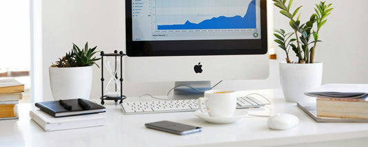 Tech Meets Aesthetics: Building Your iPhone 17 Desktop Workspace with iWALK Chargers