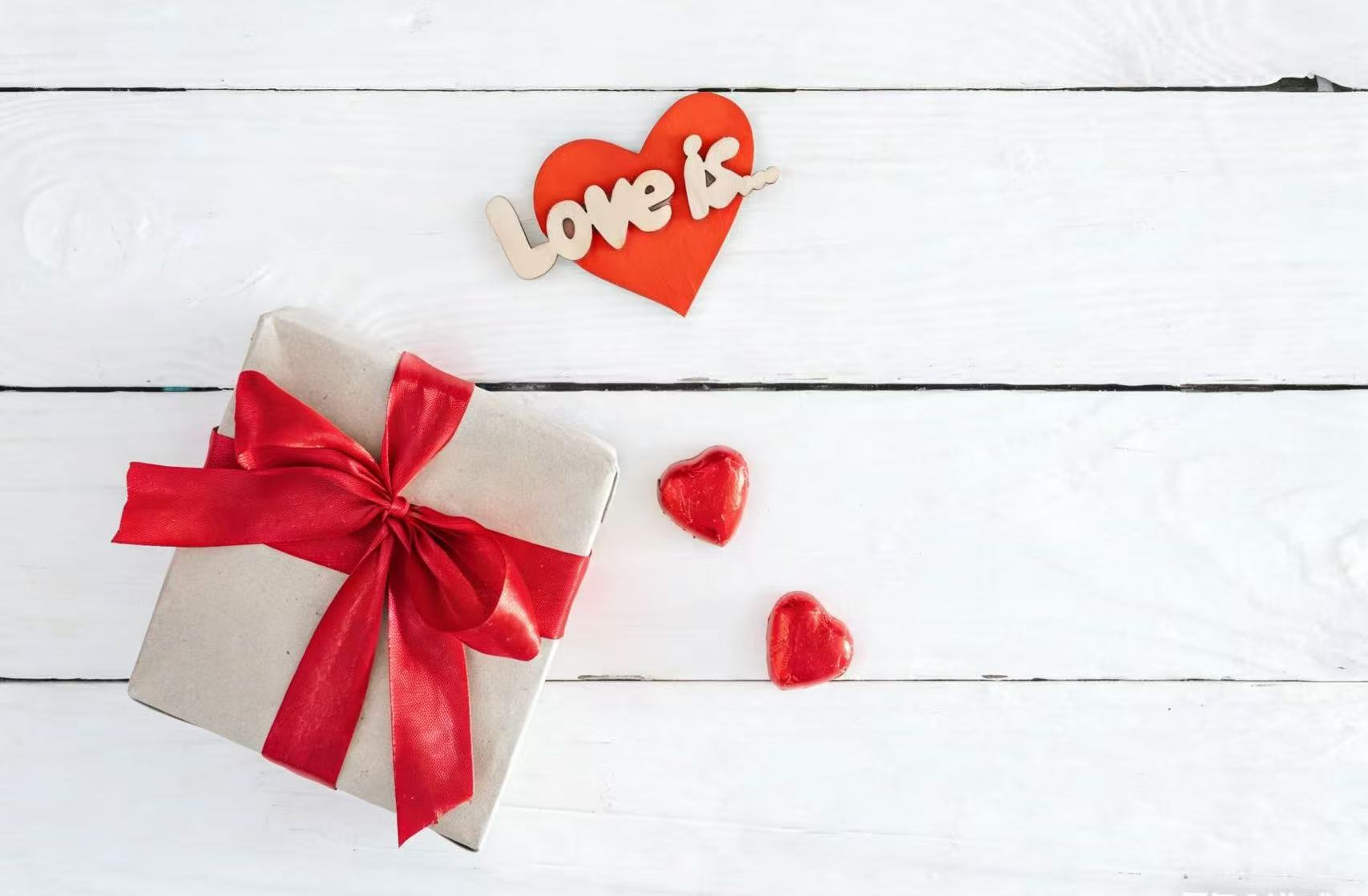 Power Up Your Love Story with iWALK: The Ultimate Valentine’s Day Gift Guide
