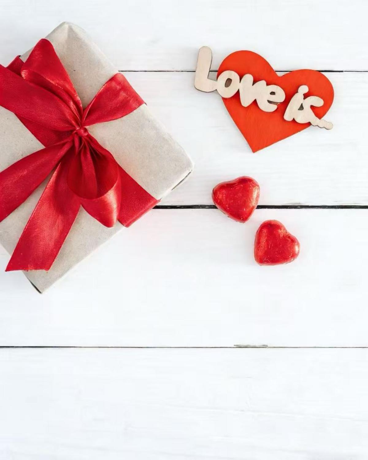 Power Up Your Love Story with iWALK: The Ultimate Valentine’s Day Gift Guide